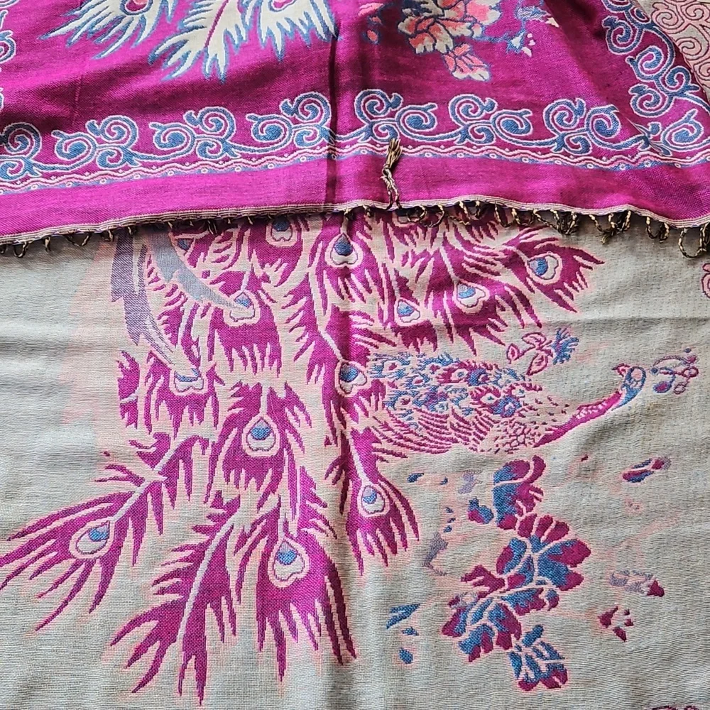 Scarf - Picture 3 of 3